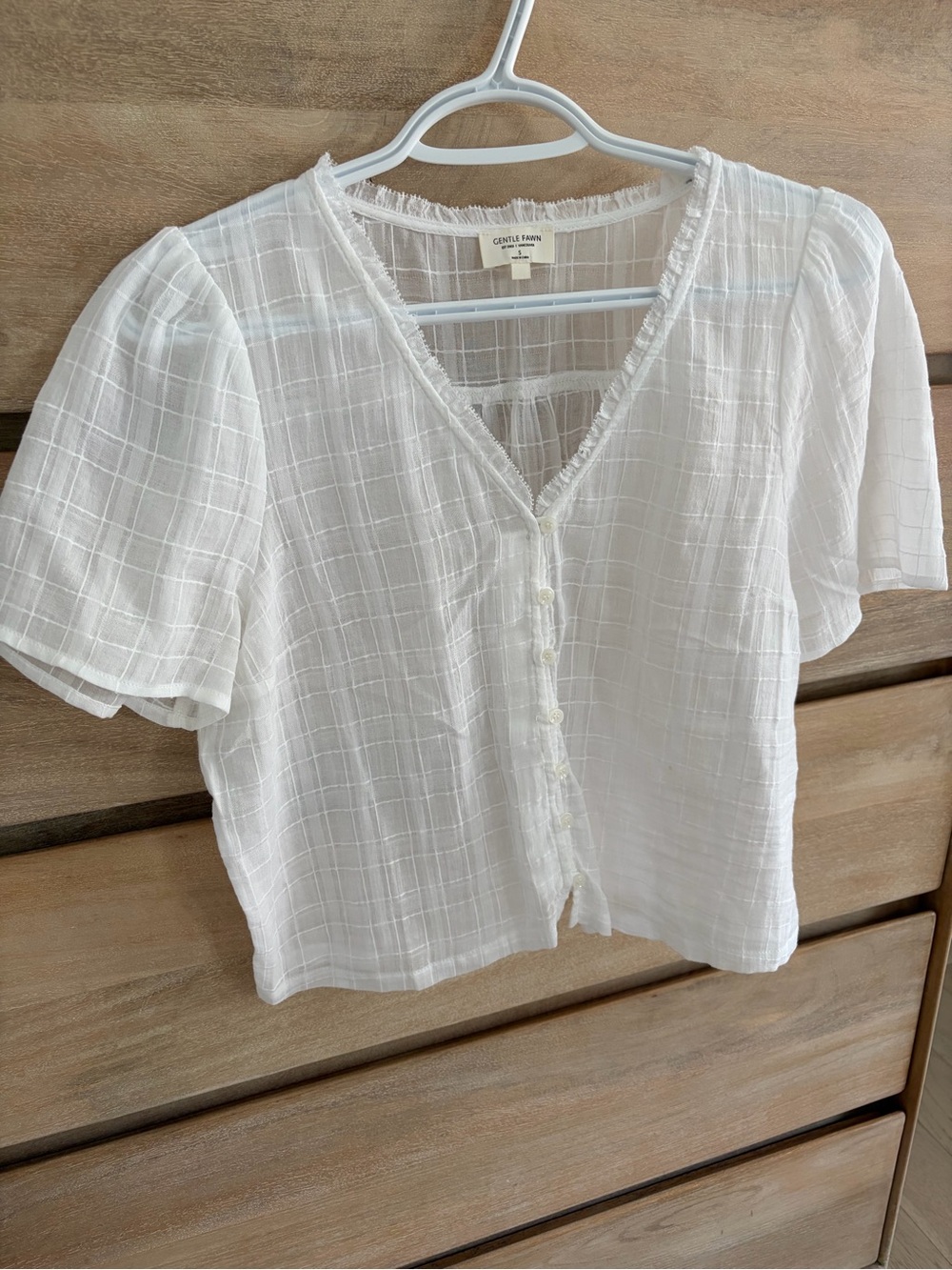 Gentle Fawn White Textured V-Neck Button Blouse